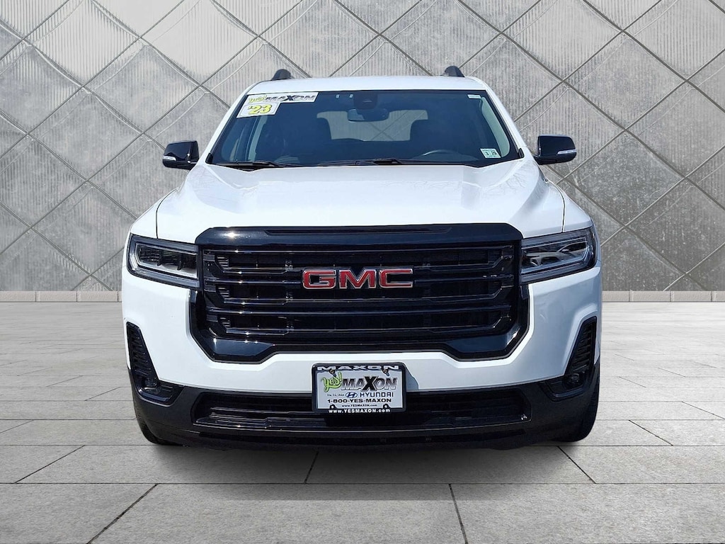 Used 2023 GMC Acadia SLT SUV