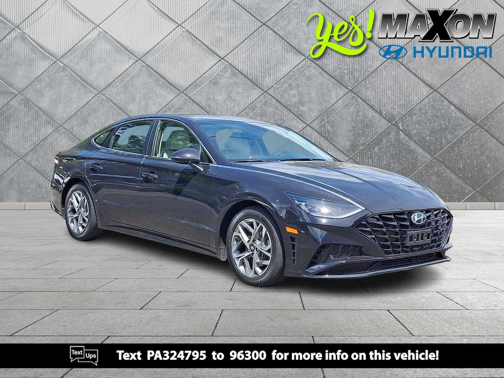 Used 2023 Hyundai Sonata SEL Sedan