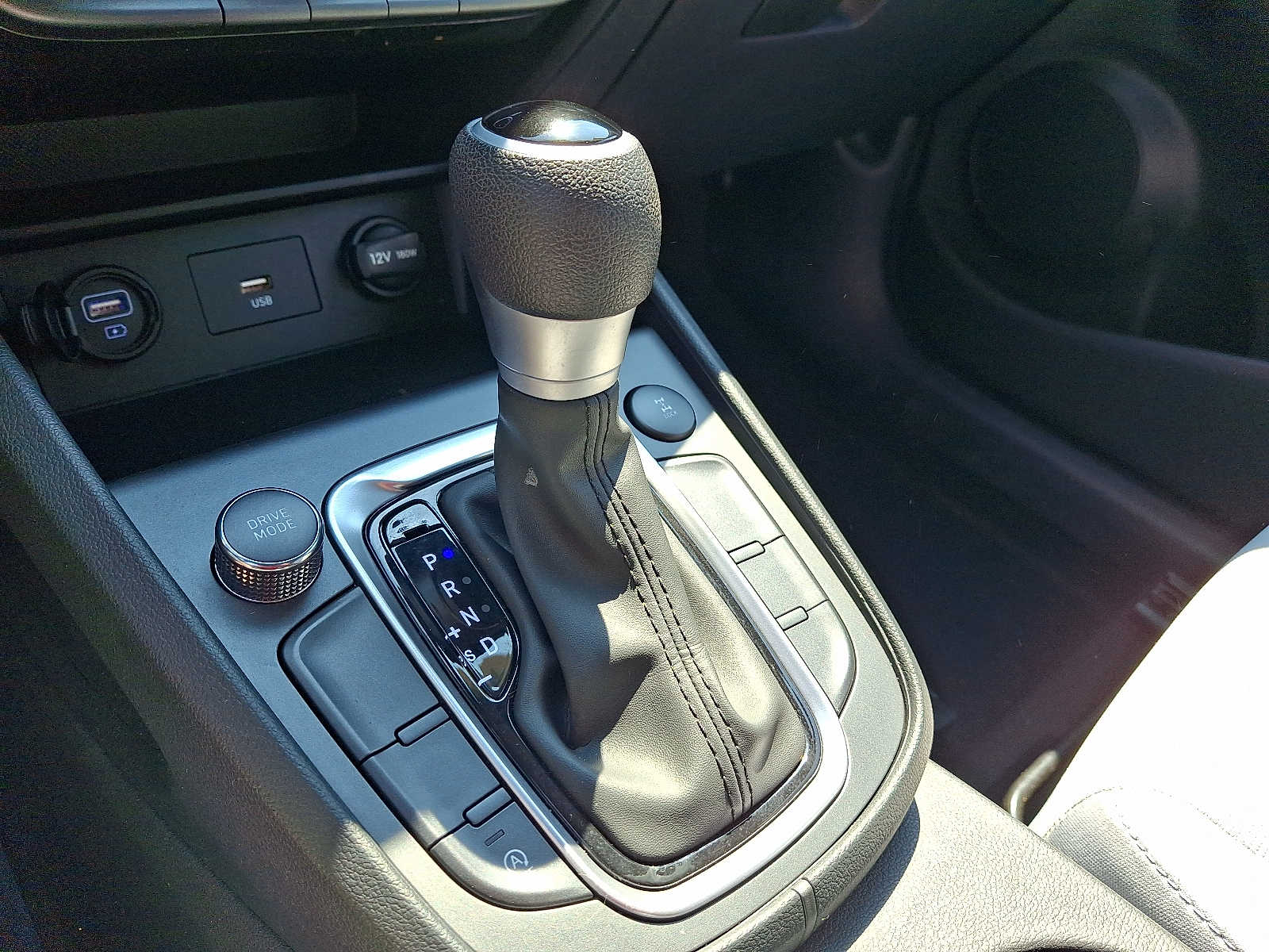 2023 Hyundai Kona SEL - Photo 15