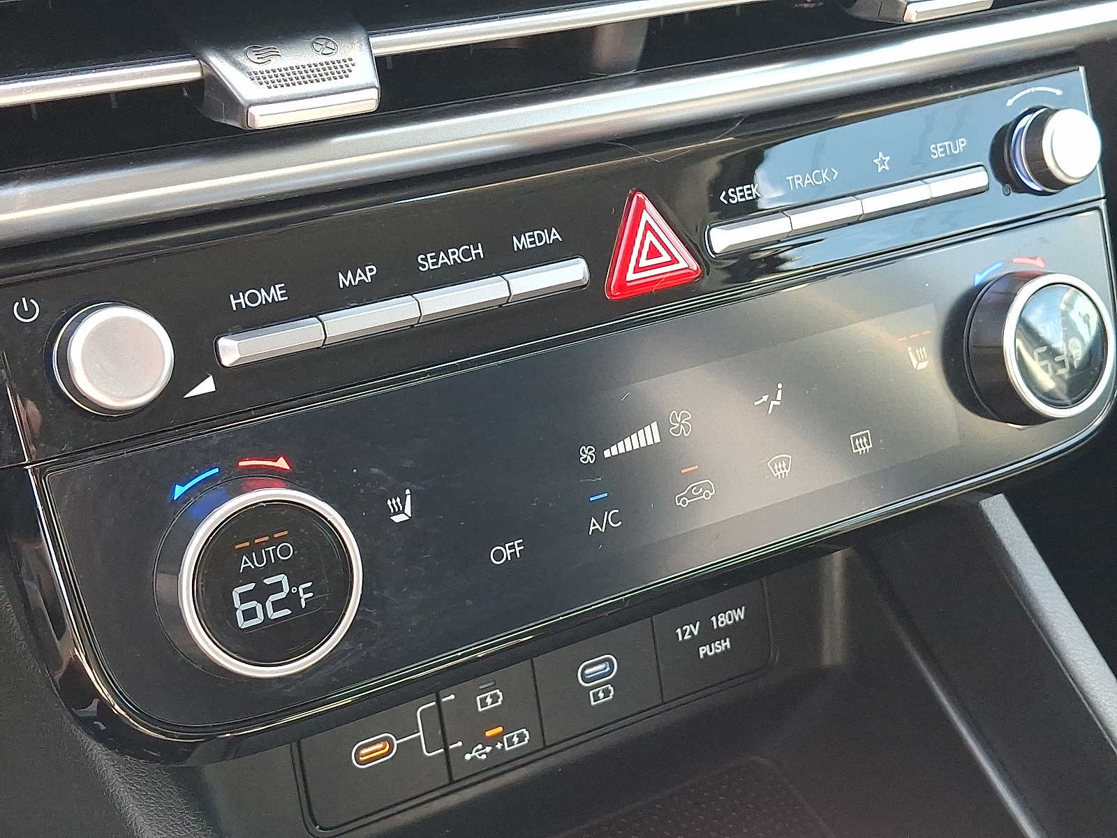 2026 Hyundai Tucson SEL - Photo 16