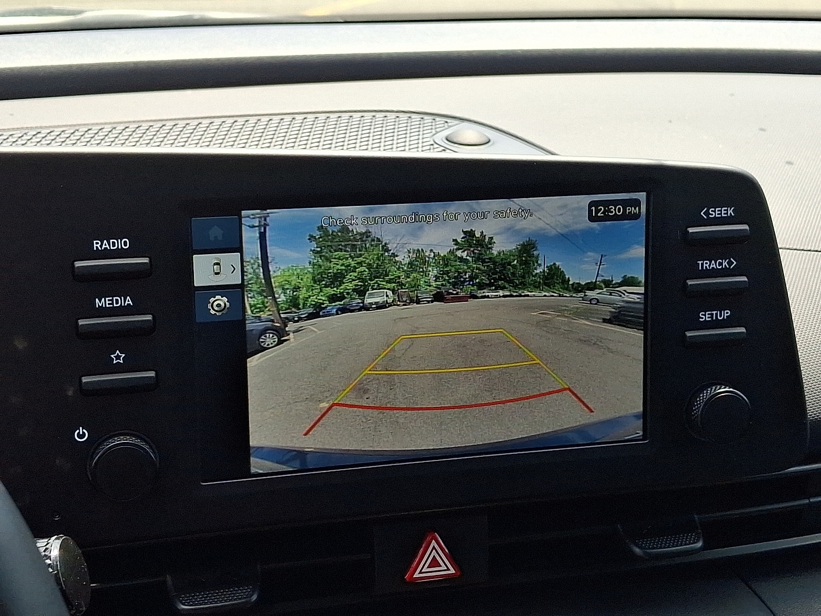 2025 Hyundai Elantra SEL - Photo 18