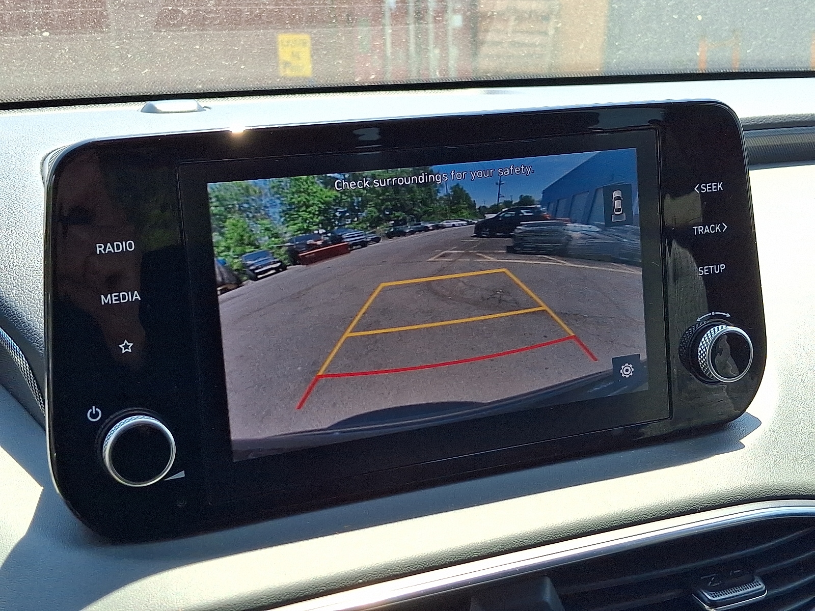 2023 Hyundai Santa Fe SE - Photo 18
