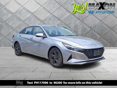 2023 Hyundai Elantra SEL Sedan