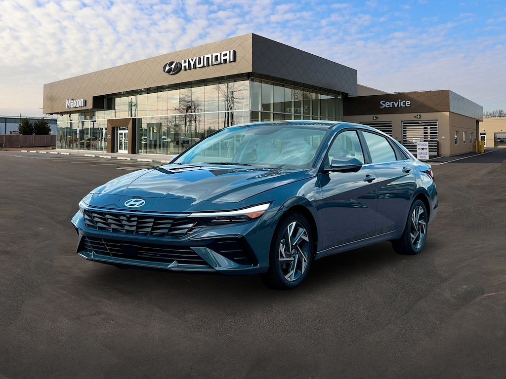 New 2025 Hyundai Elantra Limited Sedan