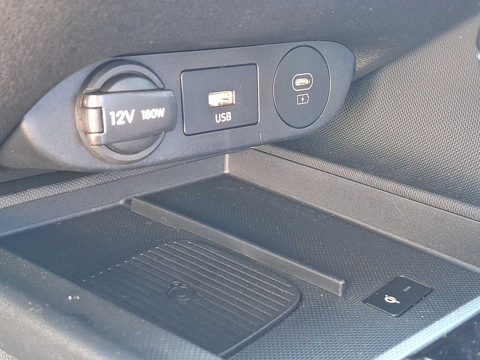 2025 Hyundai Elantra SEL - Photo 24