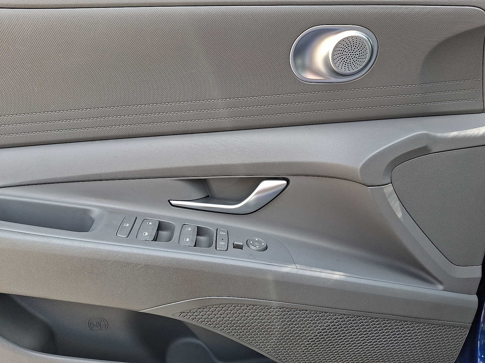 2023 Hyundai Elantra Blue - Photo 13