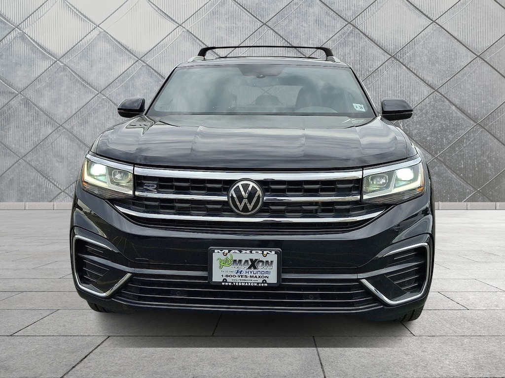 Used 2021 Volkswagen Atlas Cross Sport 3.6L V6 SE w/Technology R-Line 4MOTION SUV