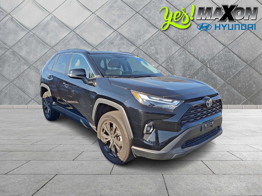 Used 2024 Toyota RAV4 Hybrid Hybrid XLE Premium SUV