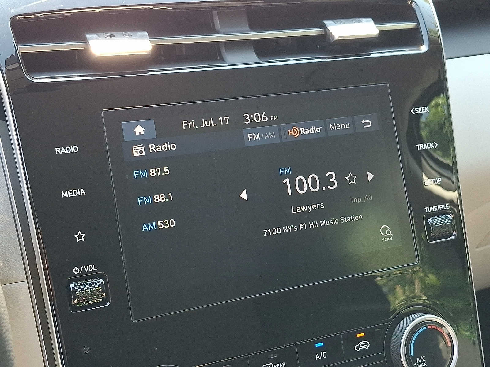 2024 Hyundai Tucson SE - Photo 17