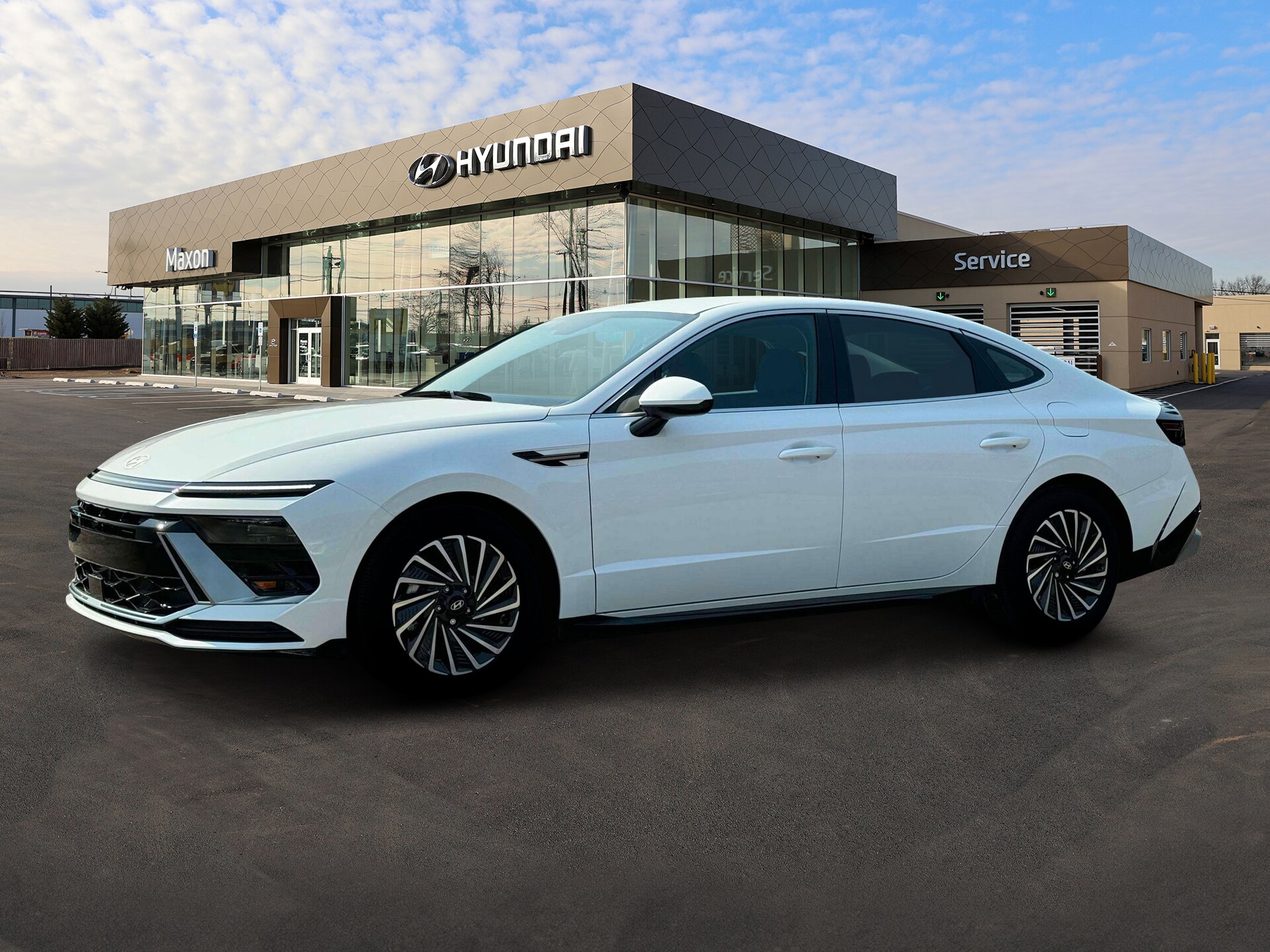 2025 Hyundai Sonata Hybrid SEL photo 2