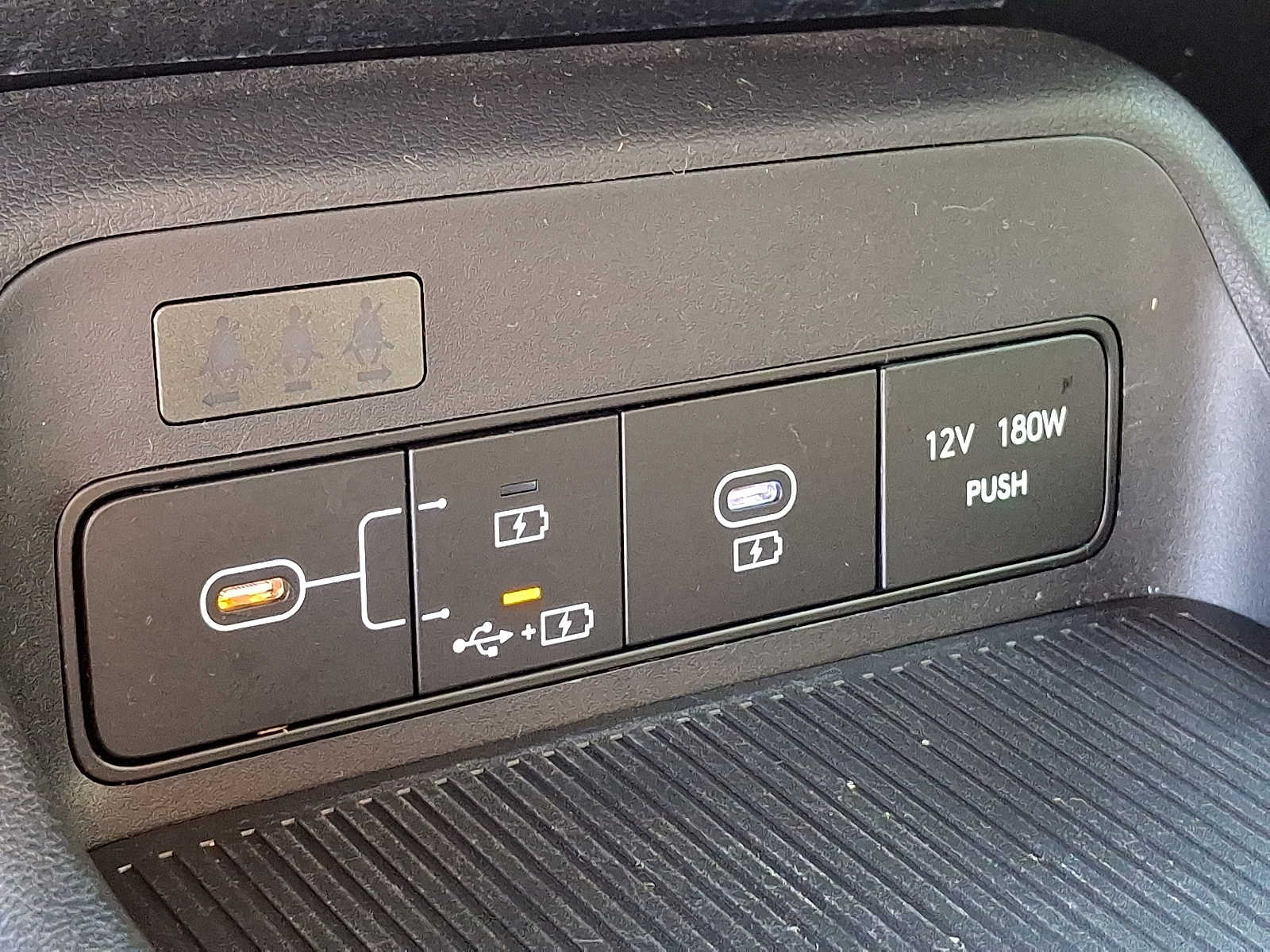 2024 Hyundai Kona SEL - Photo 24
