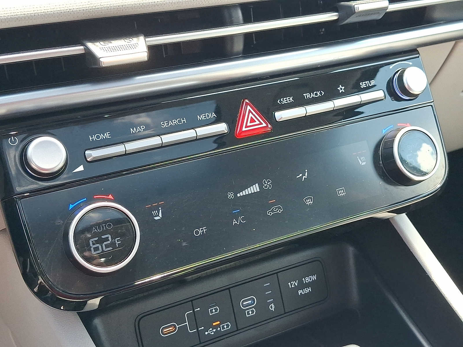 2025 Hyundai Tucson SEL Convenience - Photo 17
