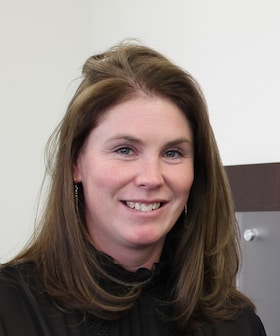 Staff member Nikki Meyer from ID_93271d174391