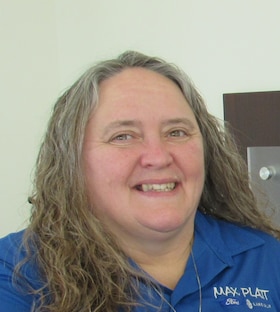 Staff member Cindy Gordon from ID_93271d174391