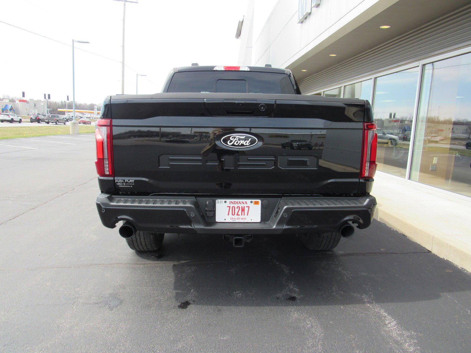 2025 Ford F-150 Lariat photo 4