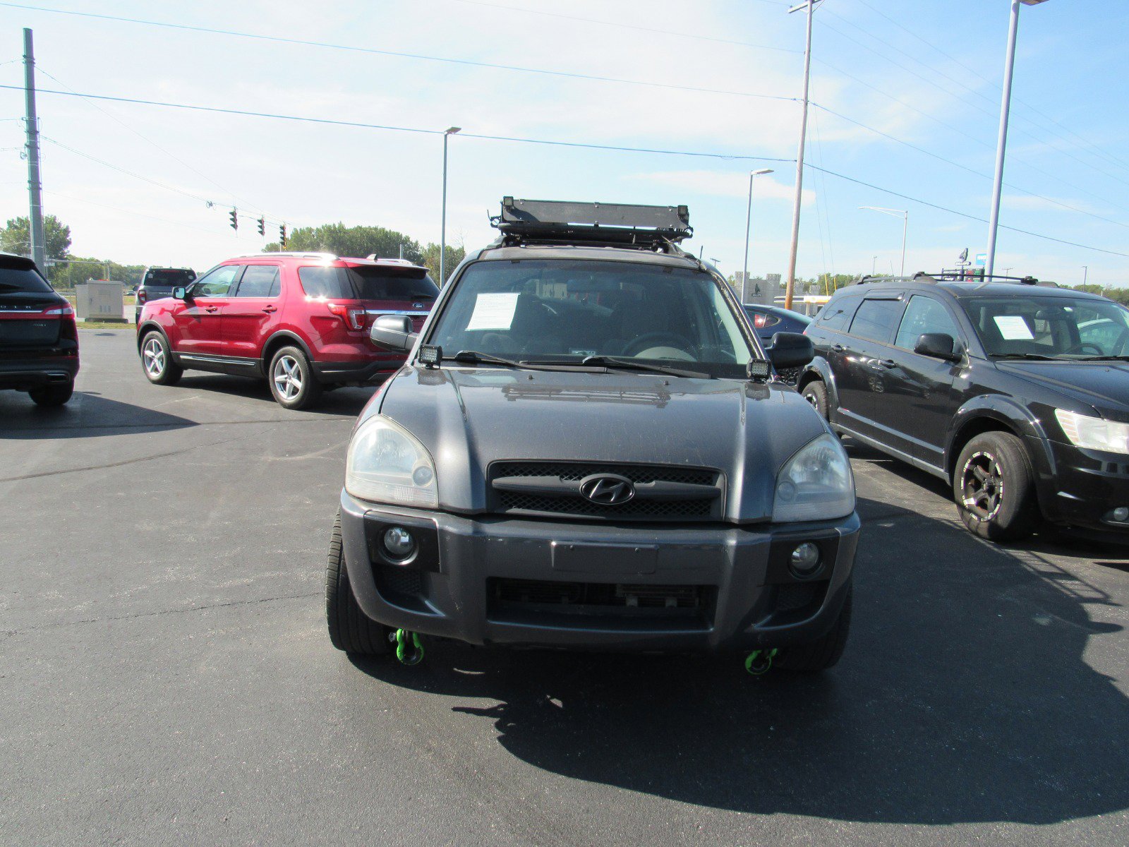 Used 2007 Hyundai Tucson SE with VIN KM8JN12D07U665720 for sale in Kendallville, IN