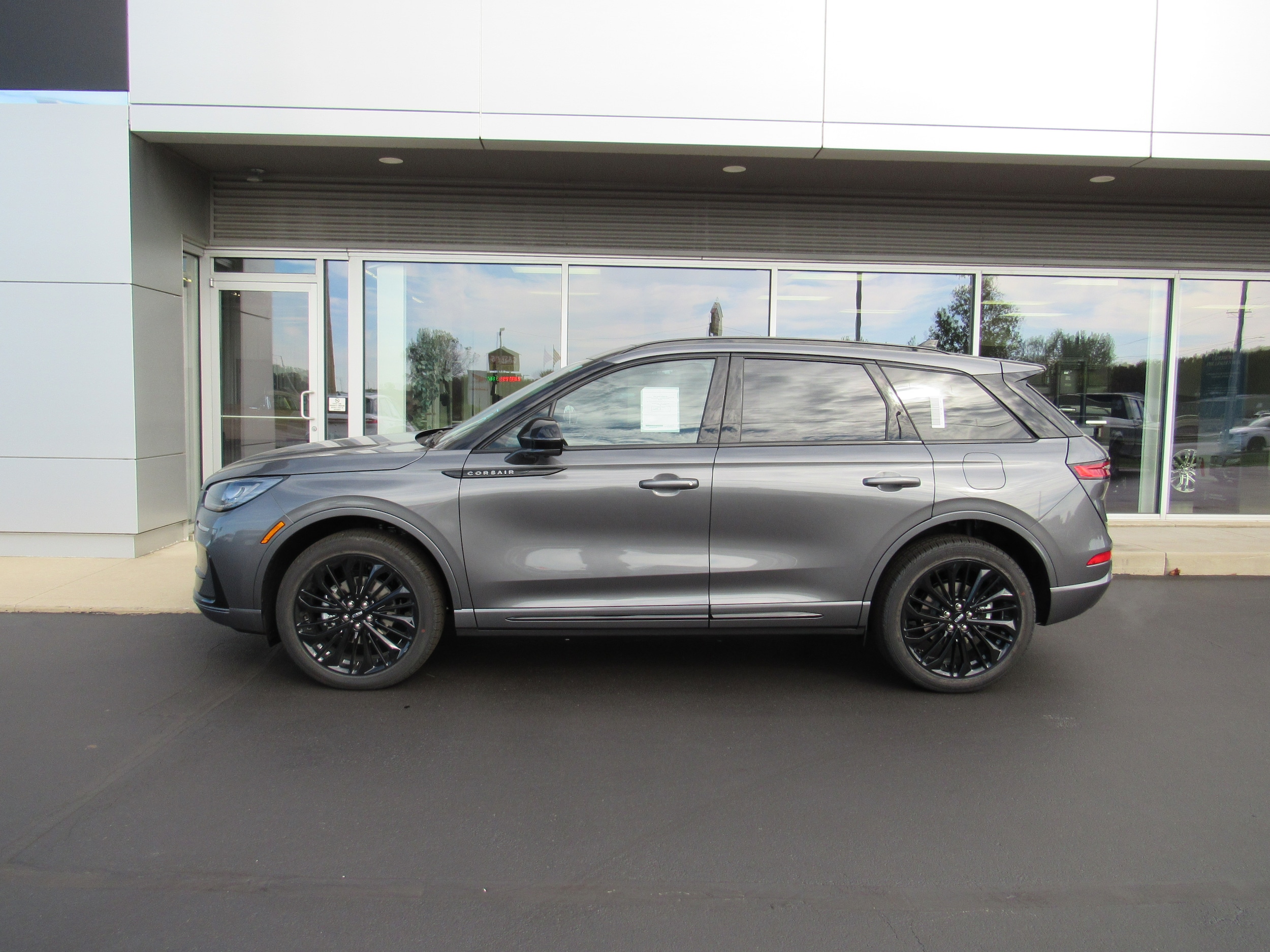 2026 Lincoln Corsair Premiere's photo