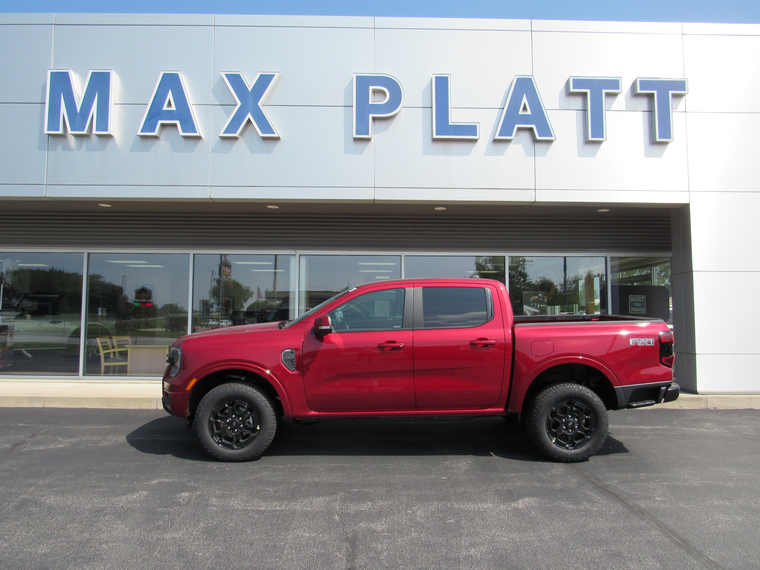 2025 Ford Ranger LARIAT 4WD SuperCrew 5 Box 