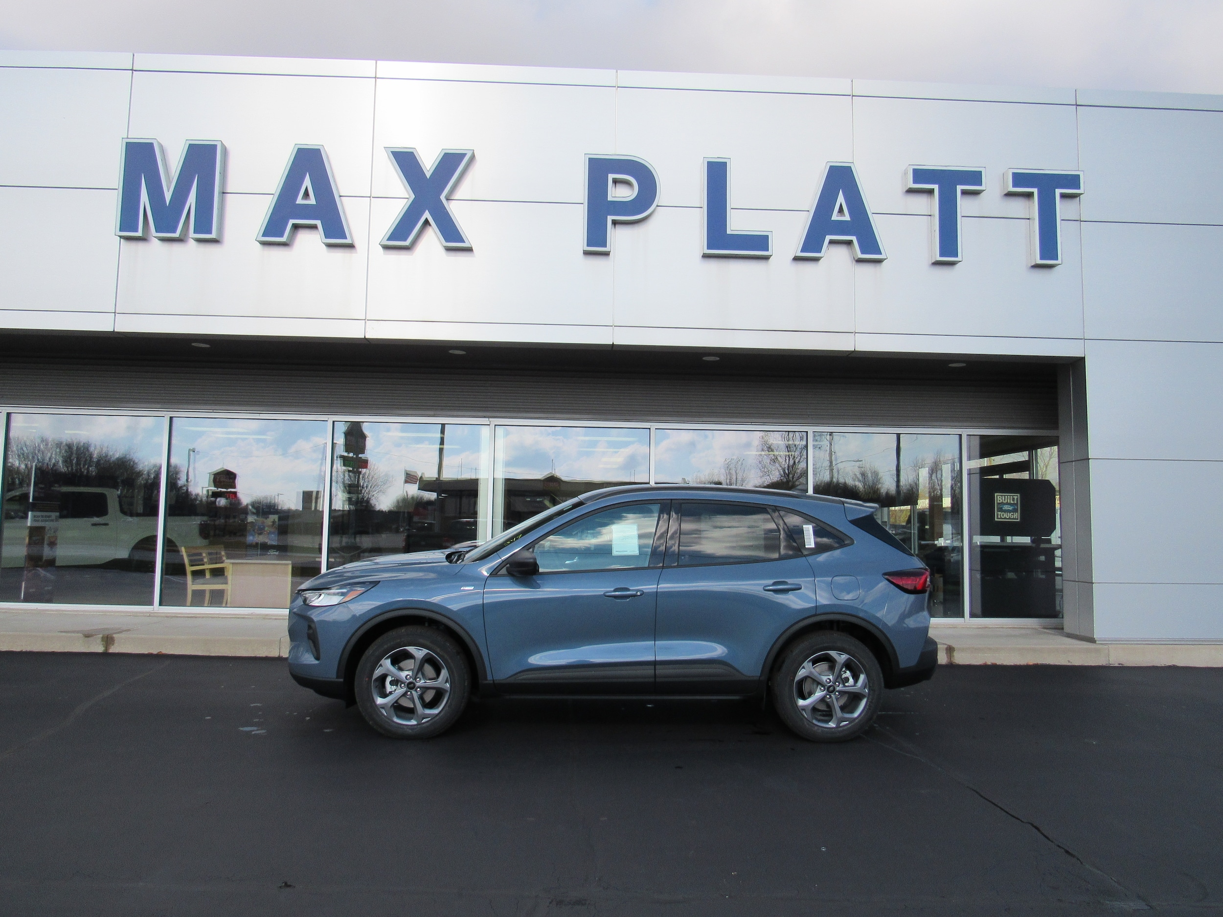 2026 Ford Escape ST-Line's photo