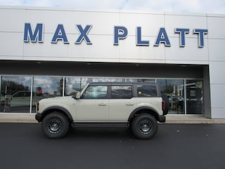 2025 Ford Bronco Outer Banks Outer Banks  4x4