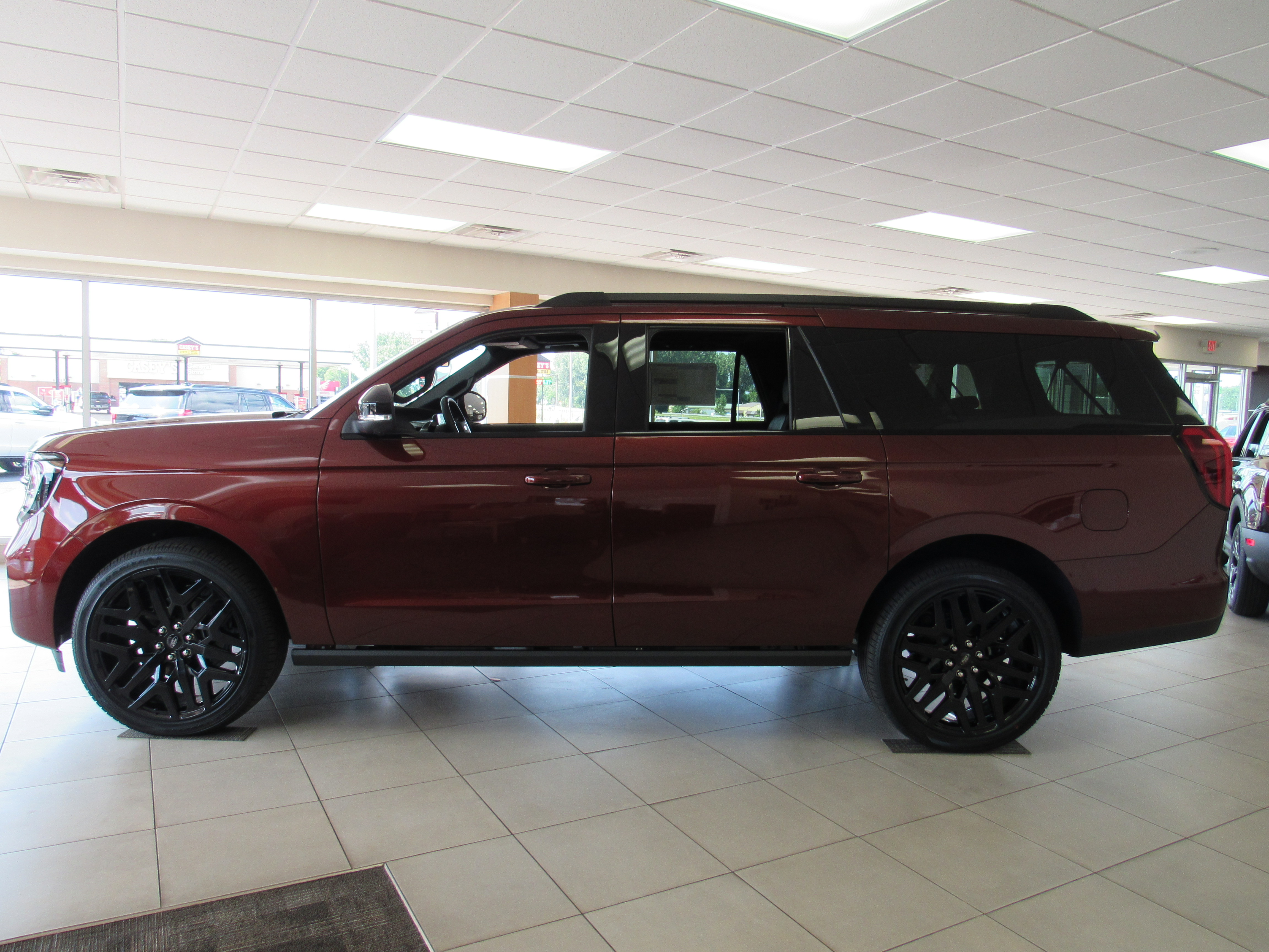 2027 Ford Expedition Max Platinum Platinum 4x4