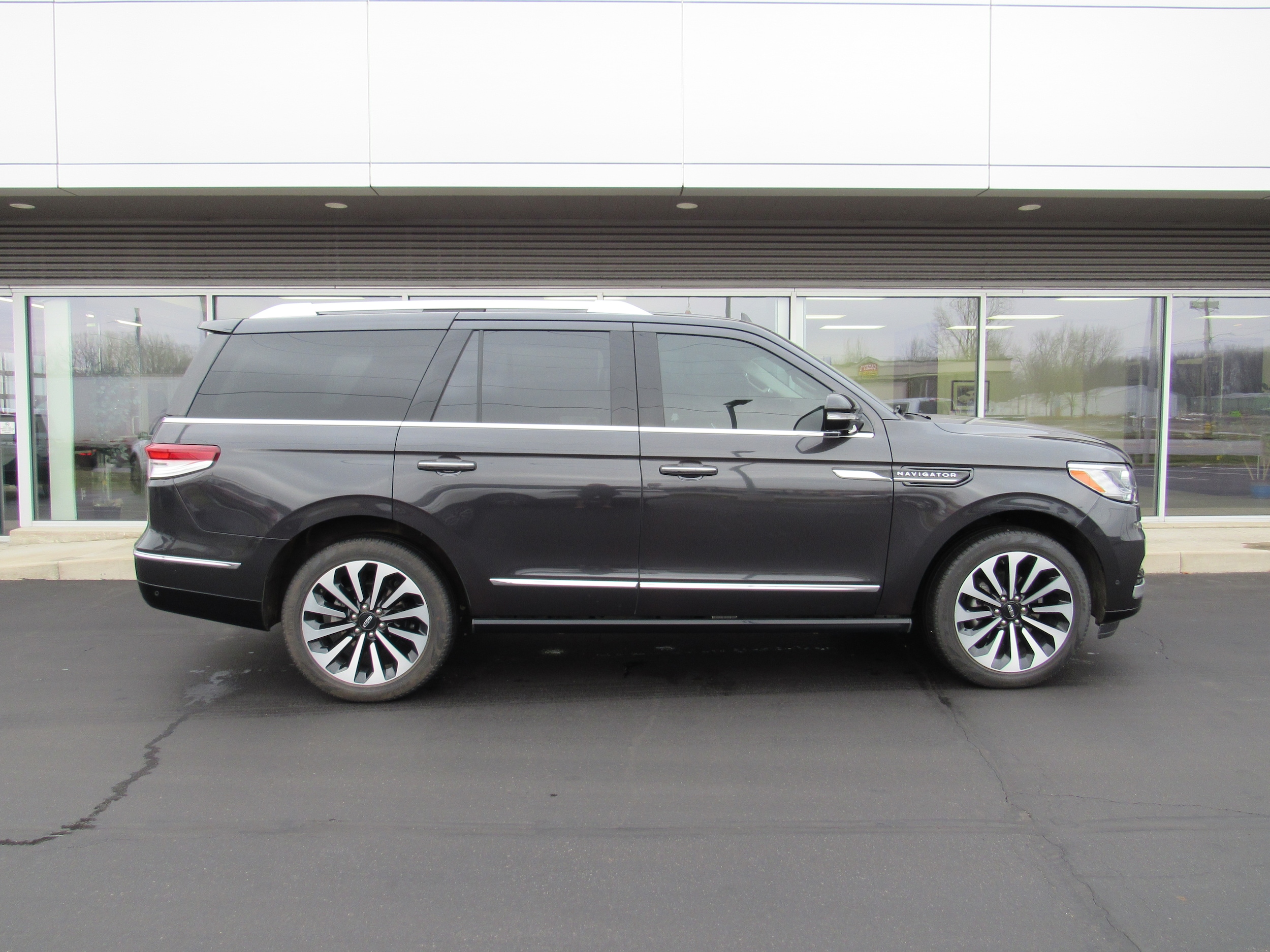 2024 Lincoln Navigator Reserve's photo