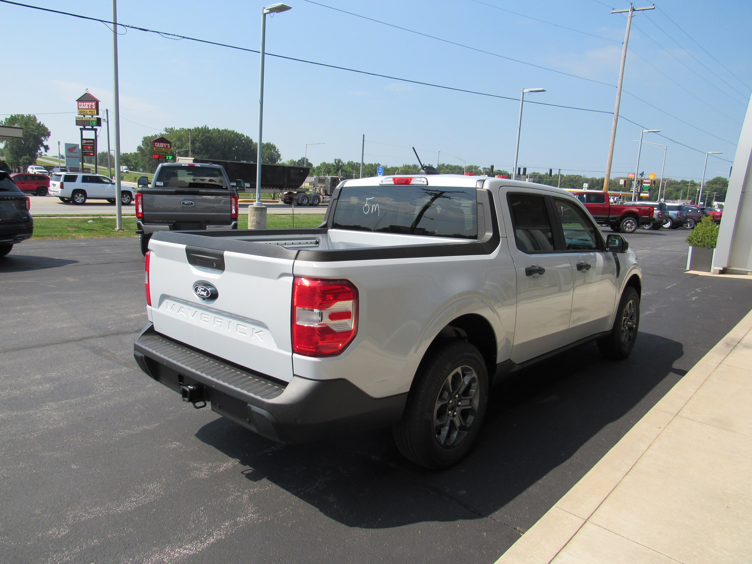 2025 Ford Maverick XLT photo 4