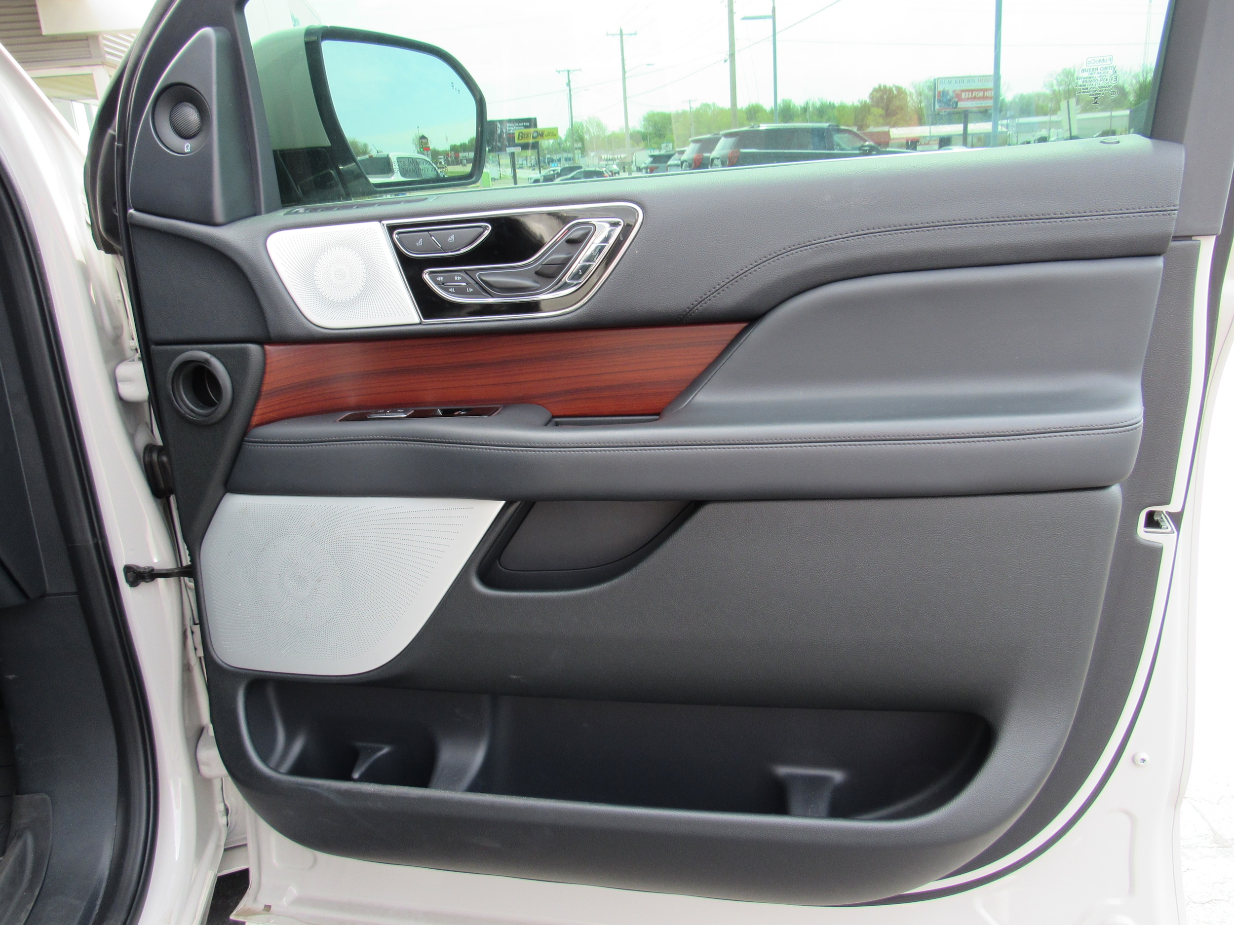 2024 Lincoln Navigator Reserve - Photo 42