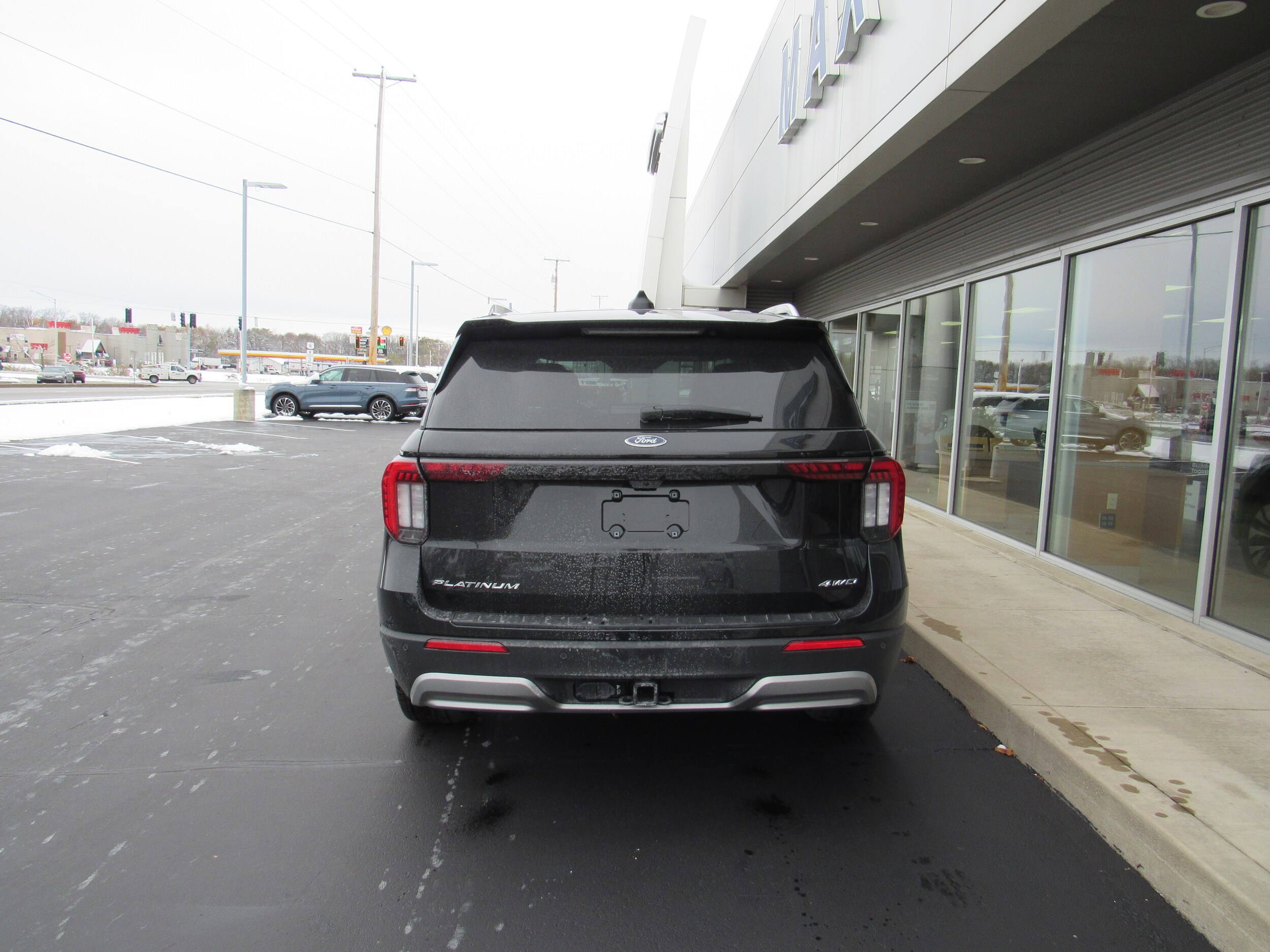 2026 Ford Explorer Platinum photo 3