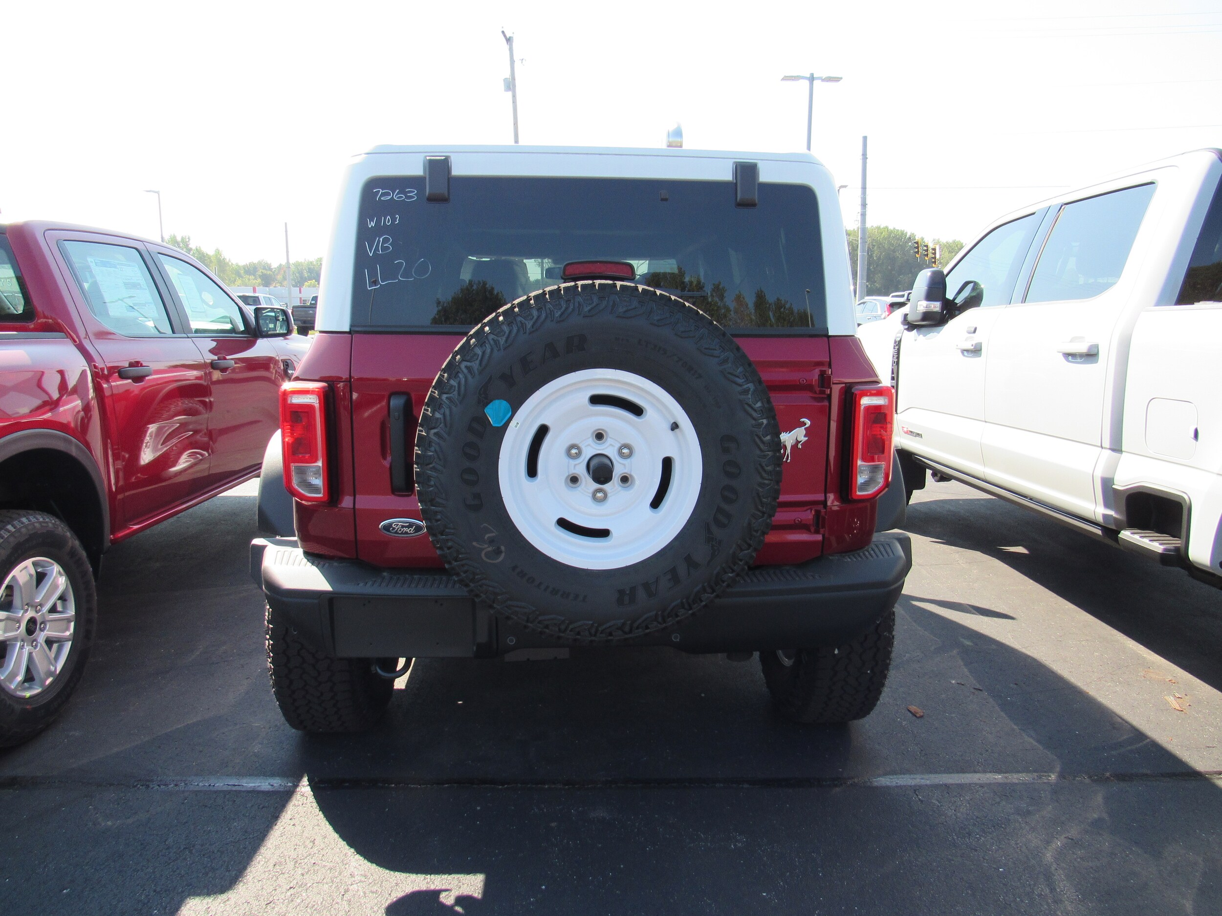2025 Ford Bronco Heritage First Edition photo 4