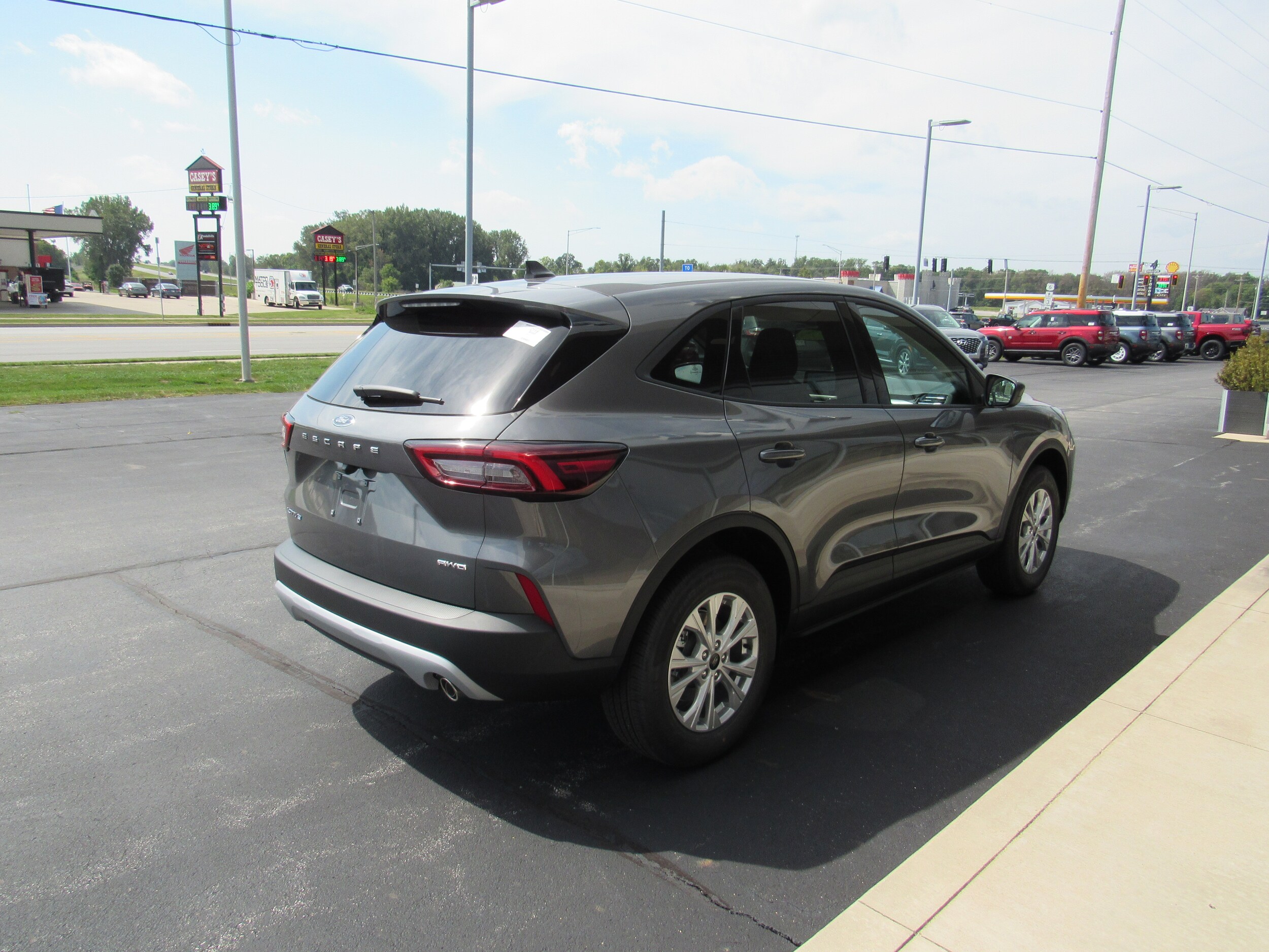 2025 Ford Escape Active photo 2