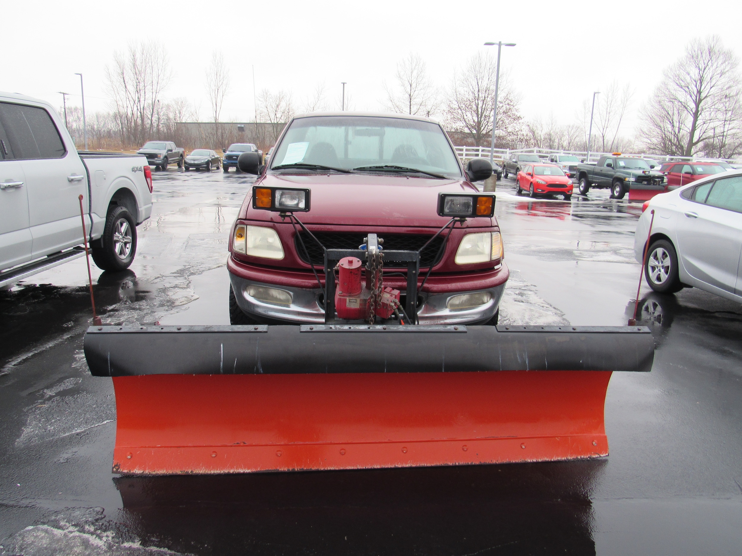 Used 1997 Ford F-150 STANDARD with VIN 1FTDF1867VKB20811 for sale in Kendallville, IN
