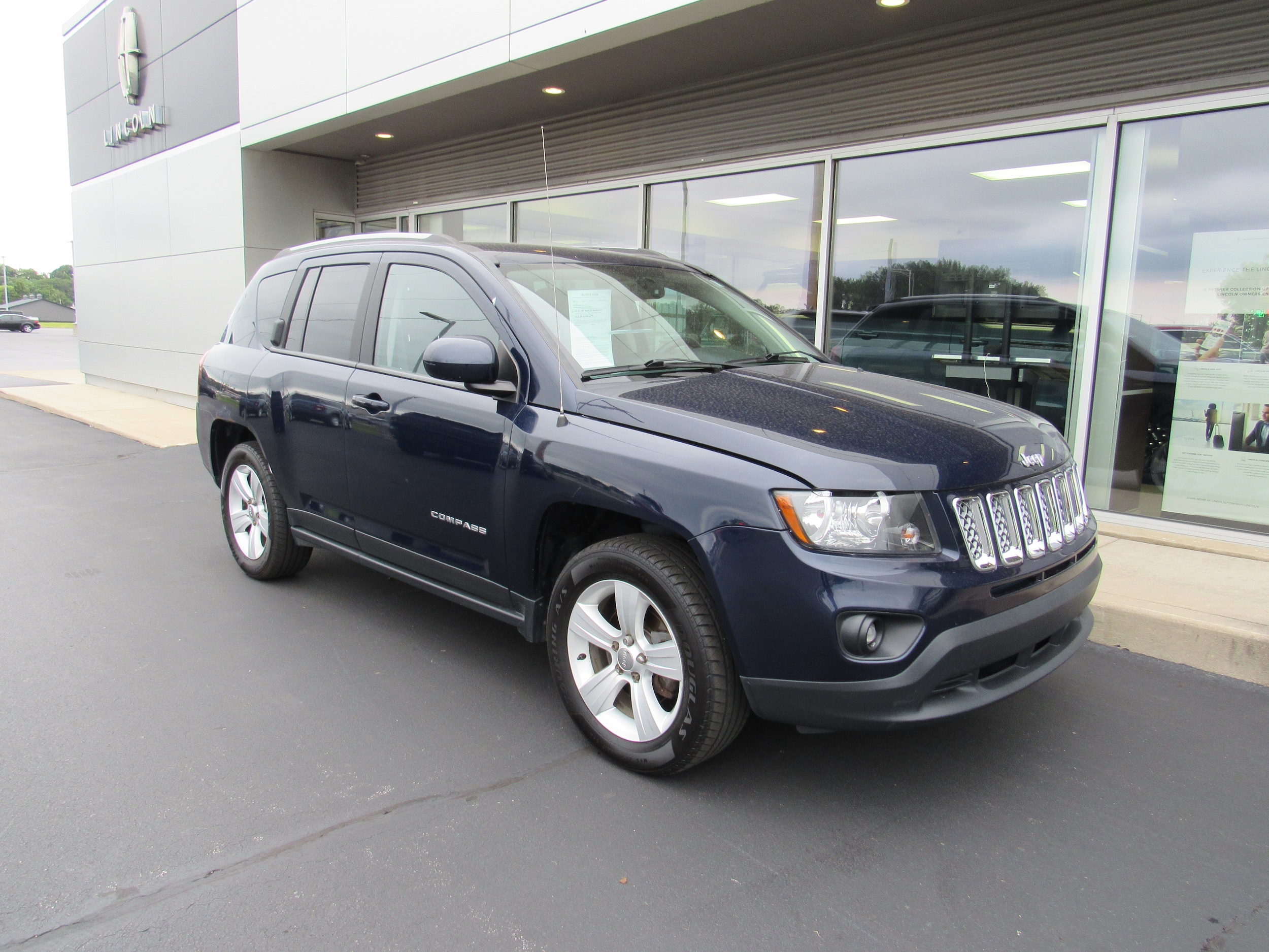 Used 2017 Jeep Compass Latitude with VIN 1C4NJDEB7HD210104 for sale in Kendallville, IN