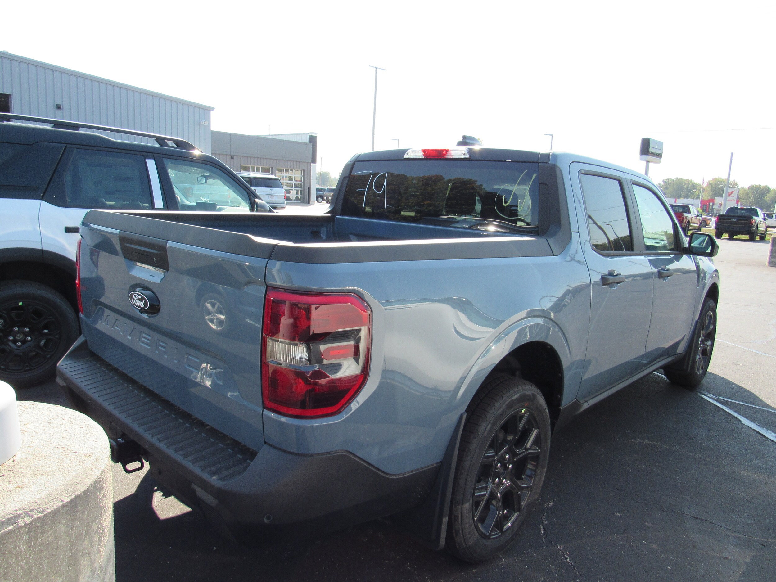 2025 Ford Maverick XLT photo 3