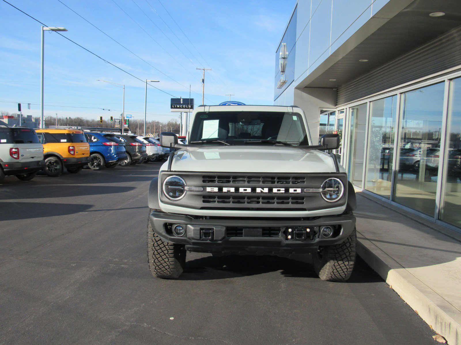 Used 2023 Ford Bronco 4-Door Black Diamond with VIN 1FMEE5DP7PLB64541 for sale in Kendallville, IN