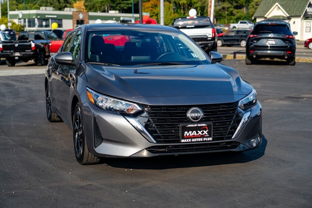 2024 Nissan Sentra SV photo 2