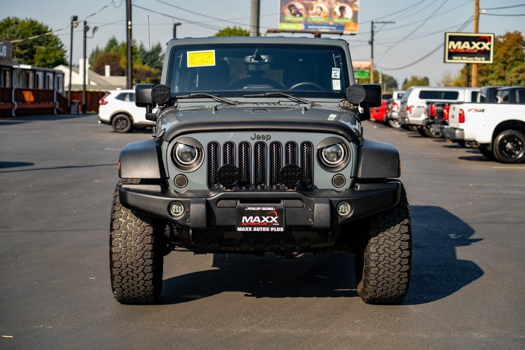 2014 Jeep Wrangler Unlimited Sport S photo 3