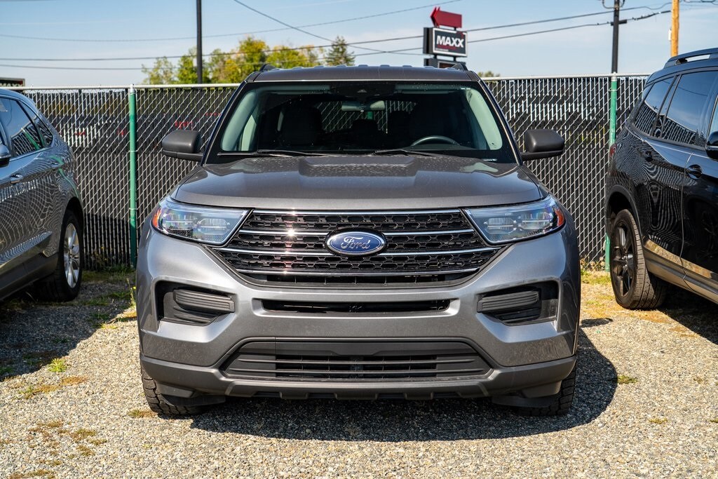 2021 Ford Explorer XLT photo 2