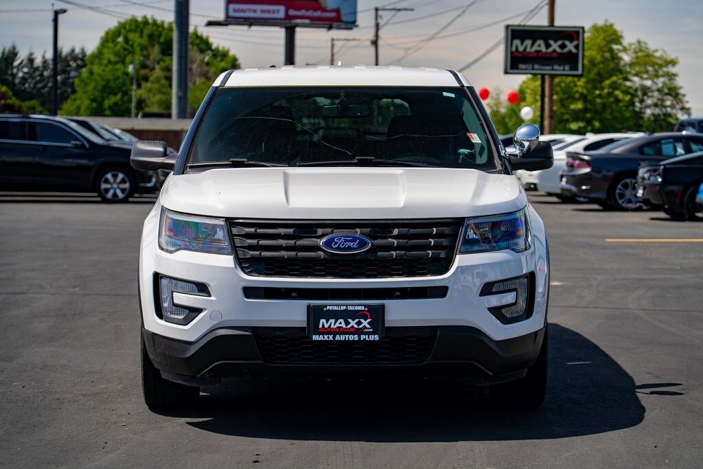 2017 Ford Explorer photo 2