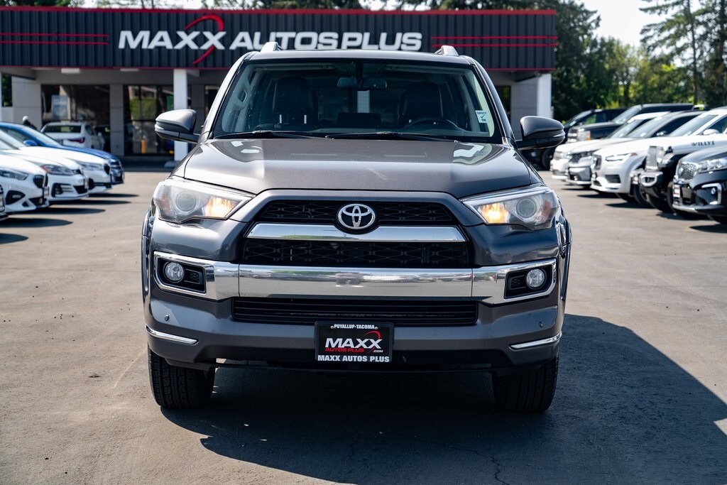 2015 Toyota 4Runner Limited photo 3