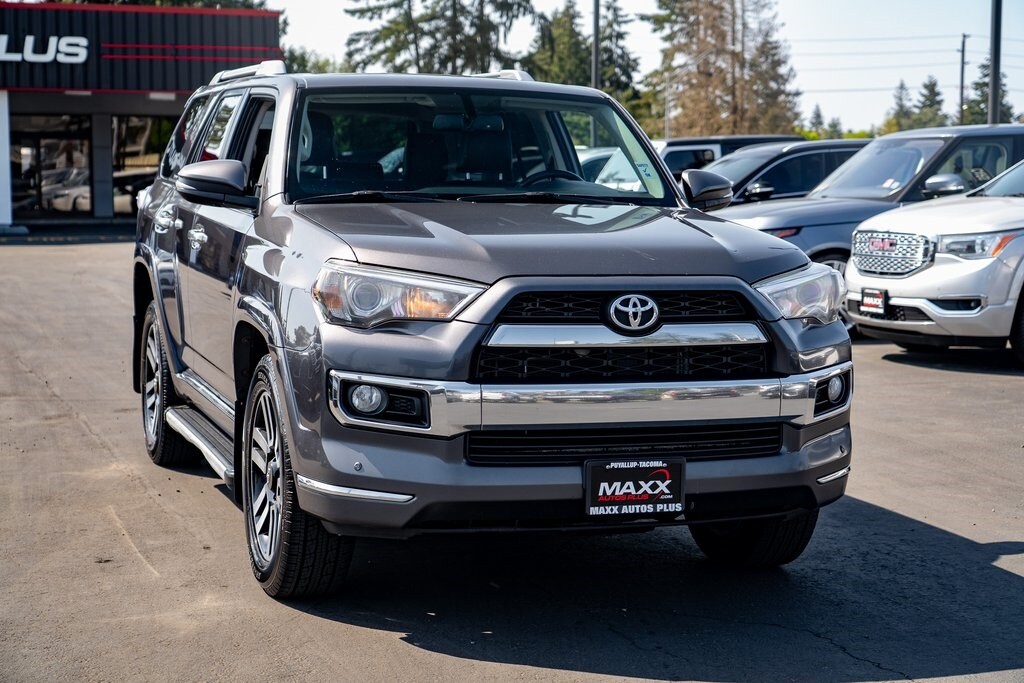 2015 Toyota 4Runner Limited photo 2