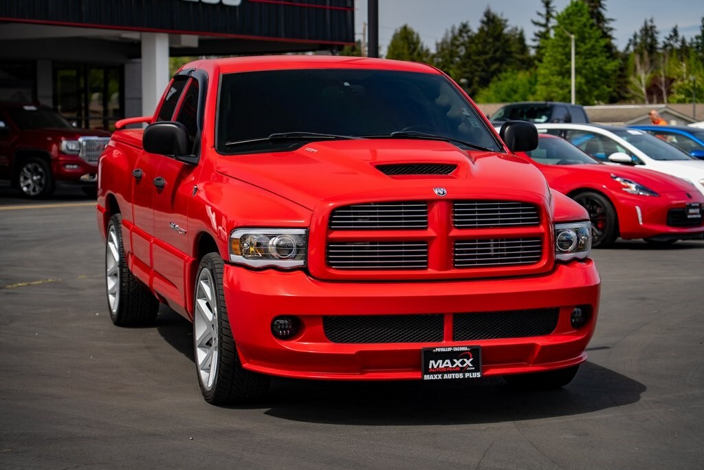 2005 Dodge Ram photo 2