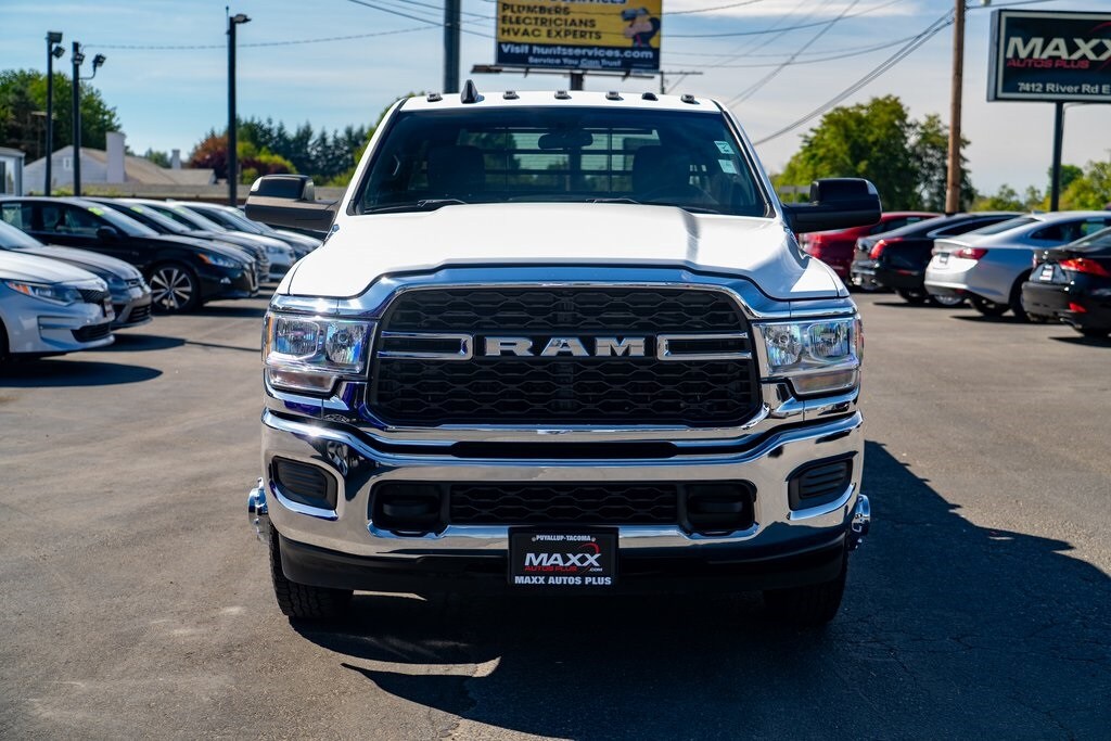 2021 Ram 3500 Tradesman photo 3