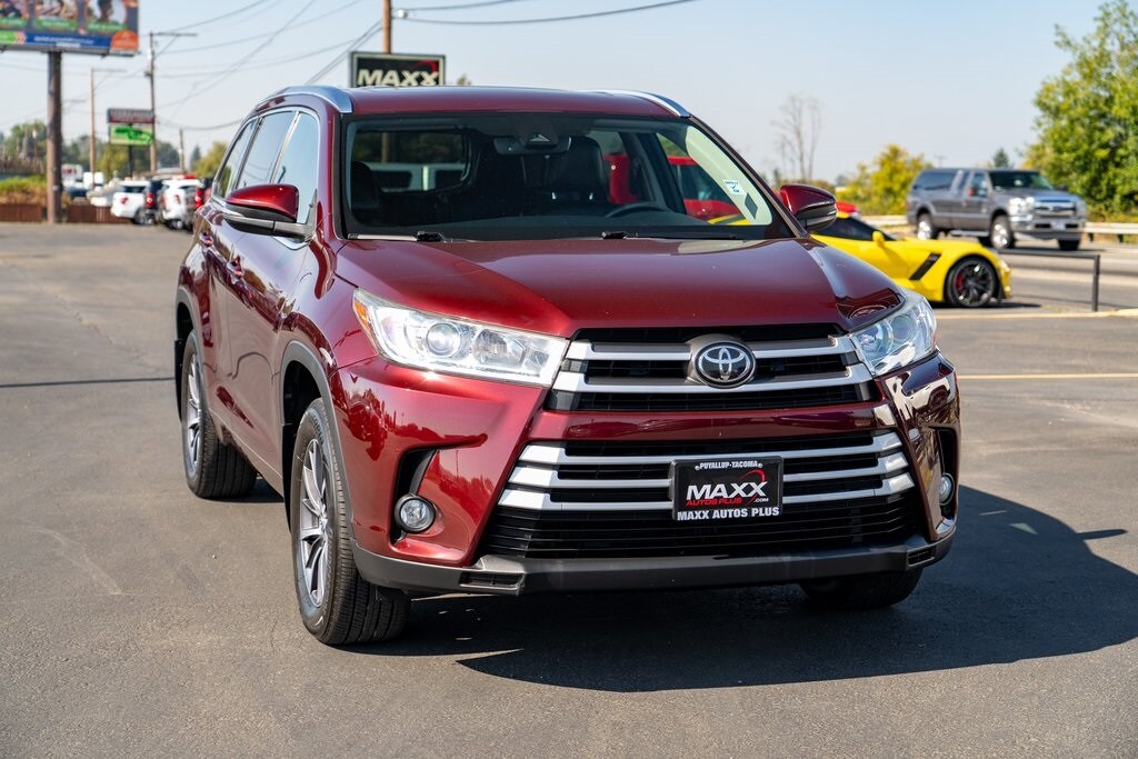 2017 Toyota Highlander SE XLE photo 2