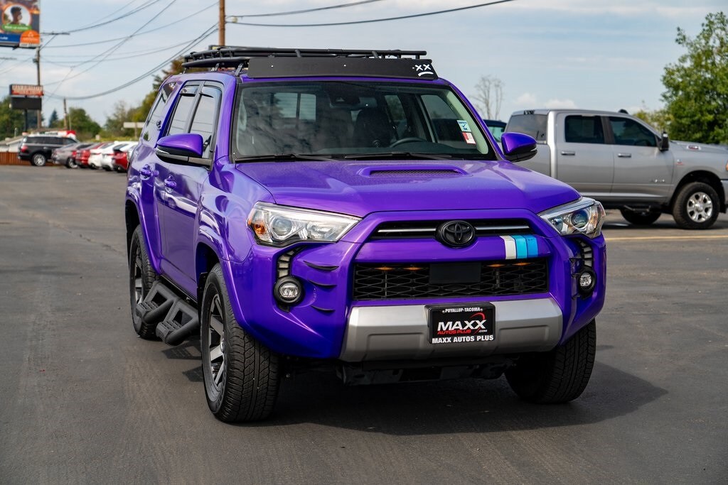 2022 Toyota 4Runner TRD Off-Road Premium photo 2