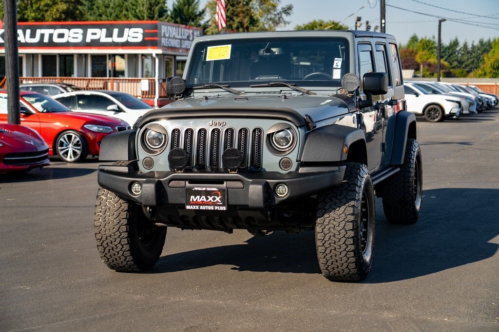 2014 Jeep Wrangler Unlimited Sport S photo 4