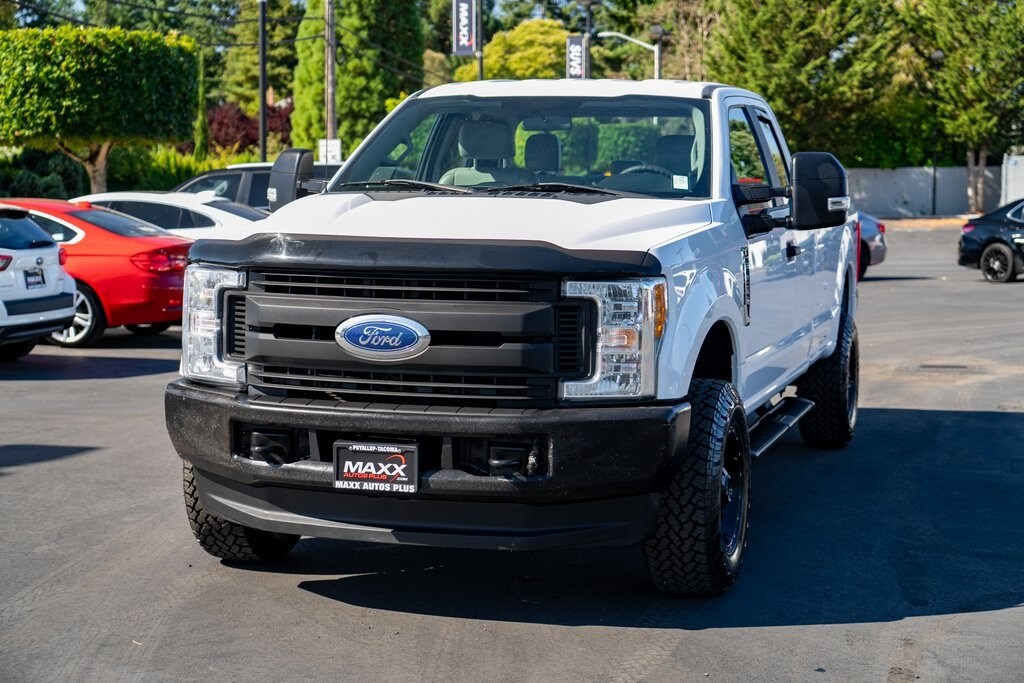 2017 Ford F-250 photo 4