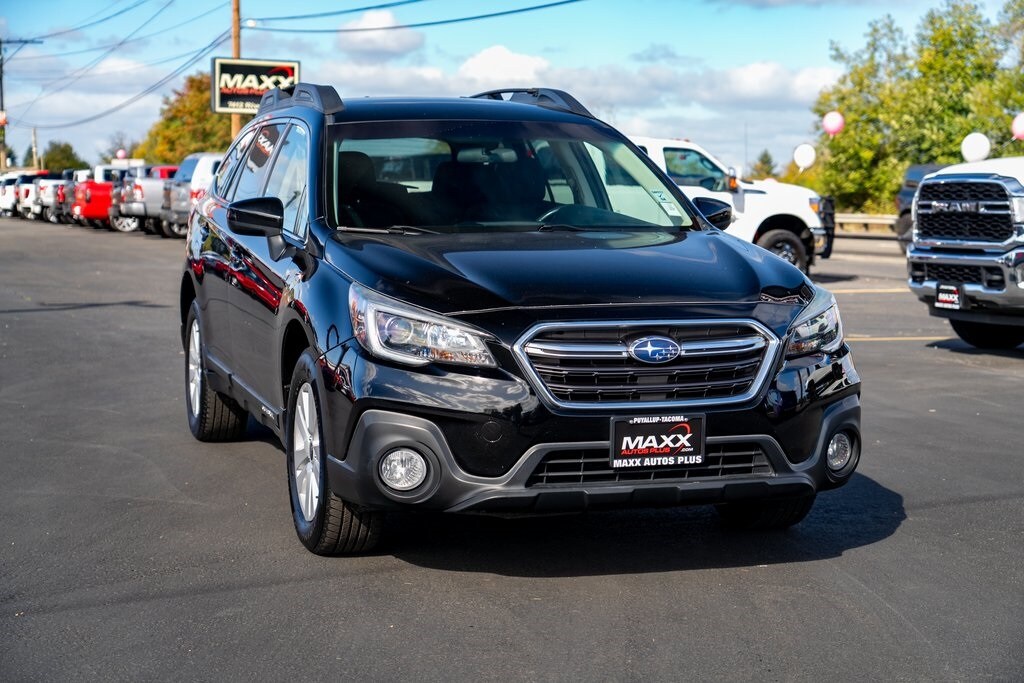 2018 Subaru Outback 2.5i Premium photo 2