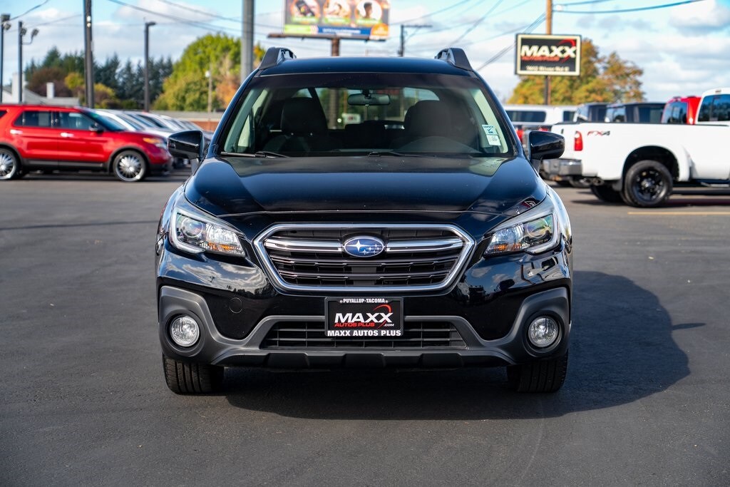 2018 Subaru Outback 2.5i Premium photo 3