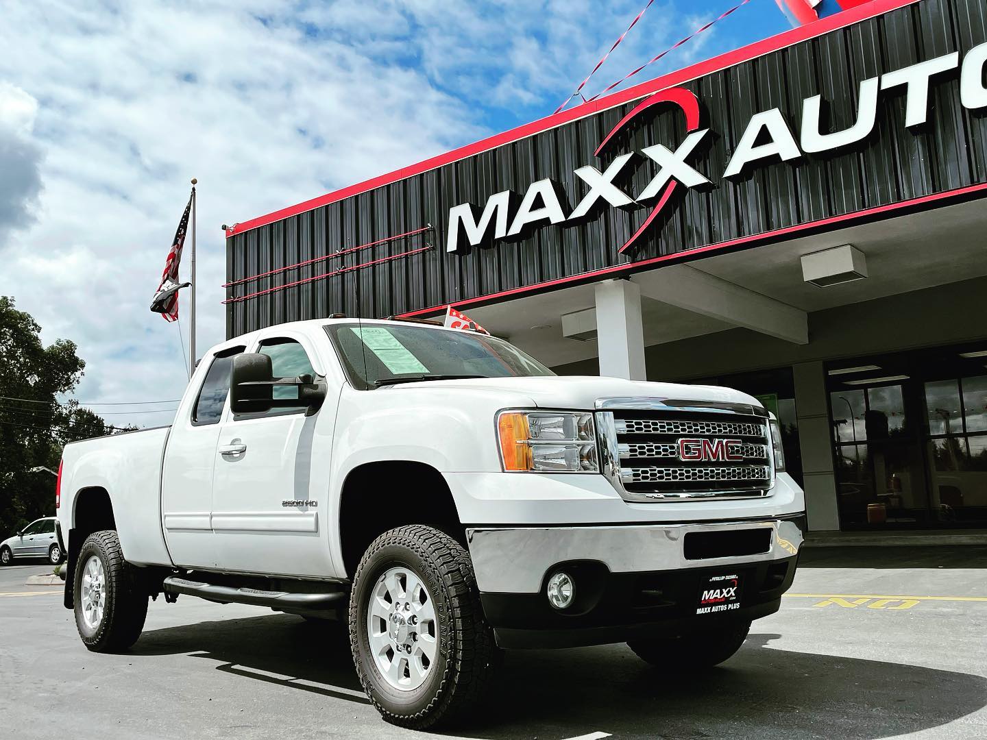 Visit one of two Maxx Auto Plus locations | Maxx Autos Plus